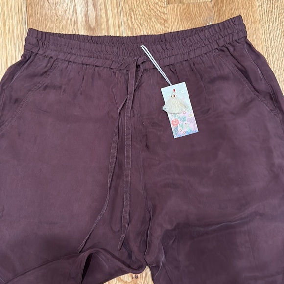 Johnny Was Olga Jogger - Picture 3 of 8